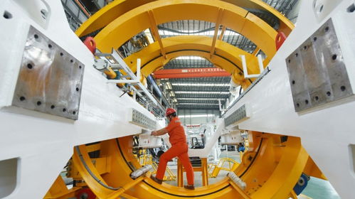 雙語財(cái)訊: 中國日?qǐng)?bào)網(wǎng)的社會(huì)經(jīng)濟(jì)咨詢服務(wù)